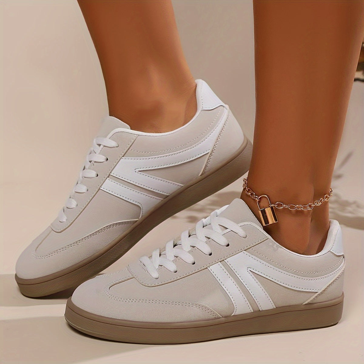 Femke | Comfortabele damessneakers in effen kleuren