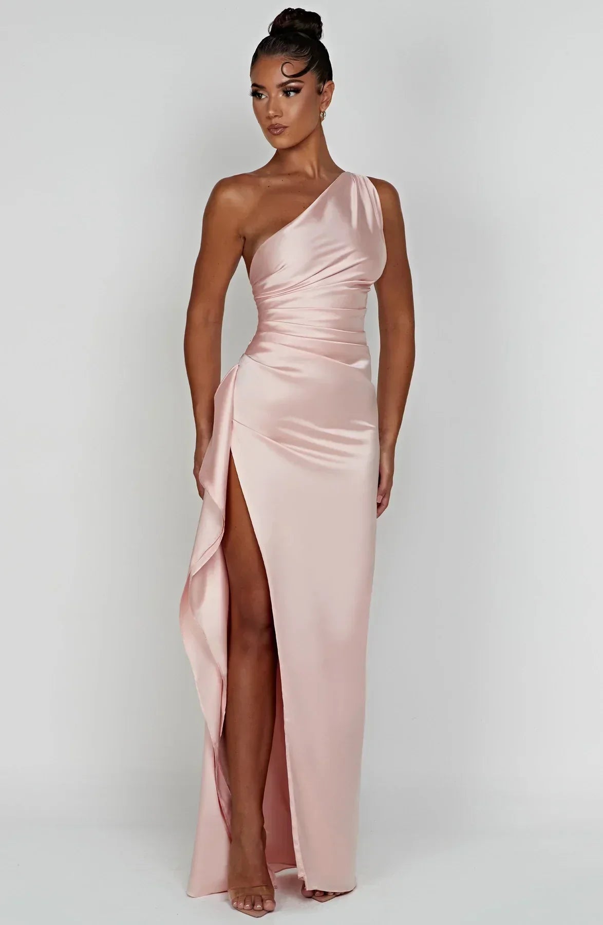 Fay | Luxe Satijnen One-Shoulder Splitjurk