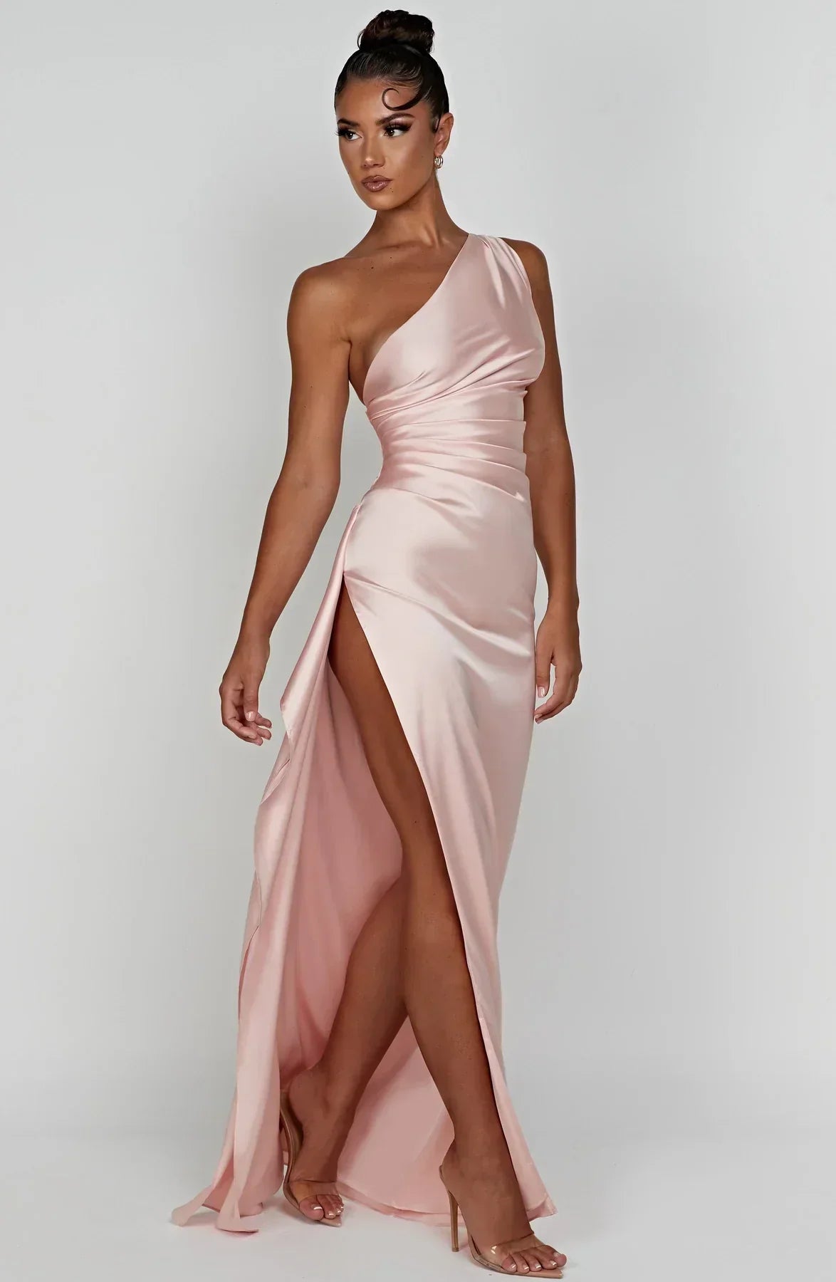 Fay | Luxe Satijnen One-Shoulder Splitjurk