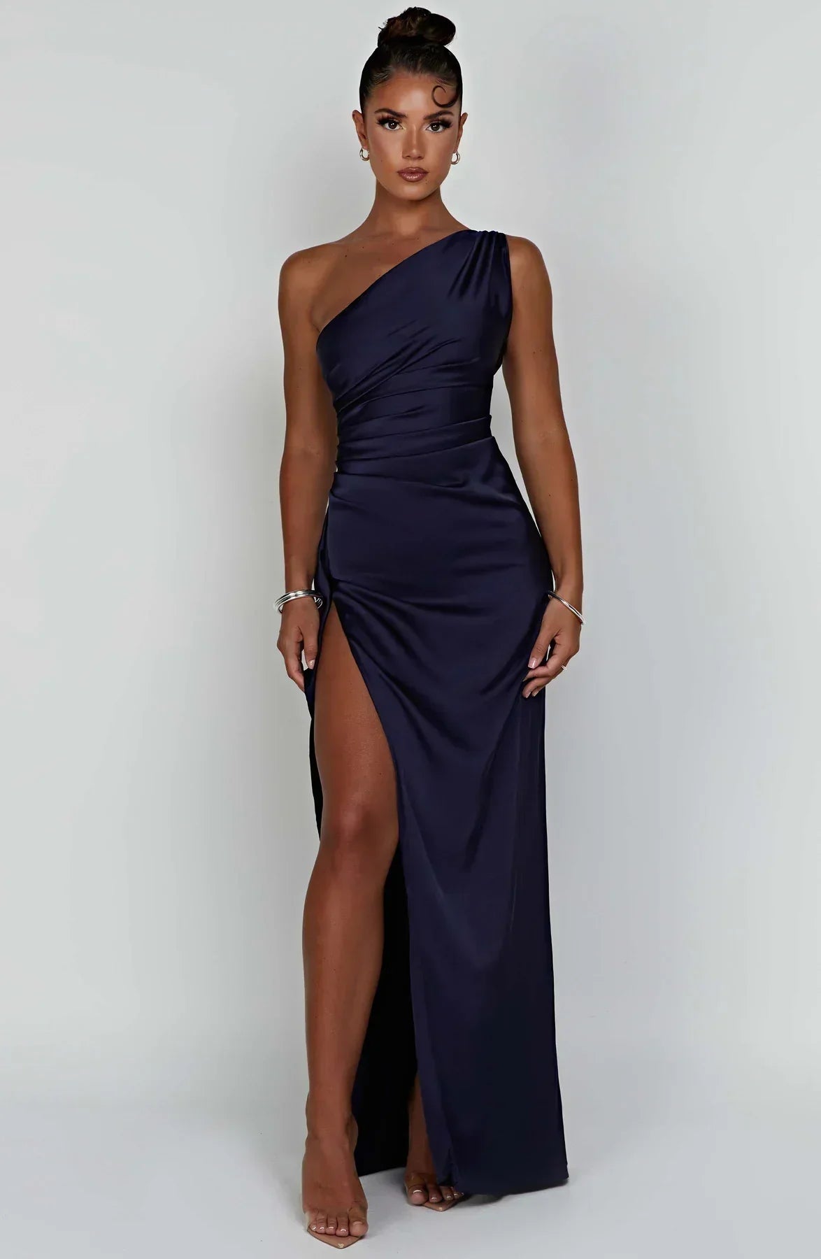 Fay | Luxe Satijnen One-Shoulder Splitjurk