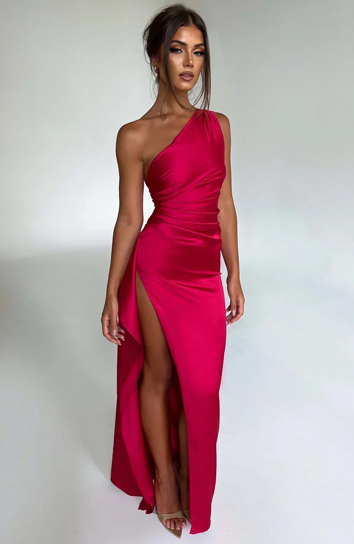 Fay | Luxe Satijnen One-Shoulder Splitjurk