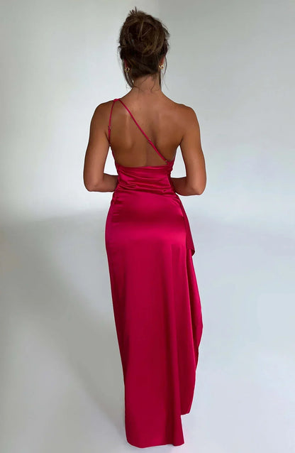 Fay | Luxe Satijnen One-Shoulder Splitjurk